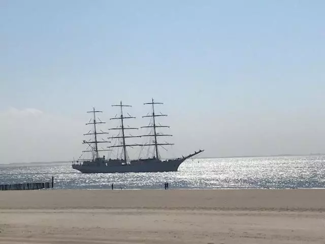 Aamiaismajoitus (B&B) Luxe Prive Kamer   Studio In Villa Aan Zee, Dishoek, Vernieuwd
