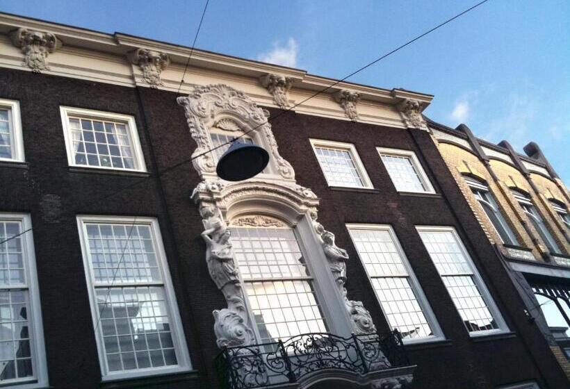 مبيت وإفطار Studioplus