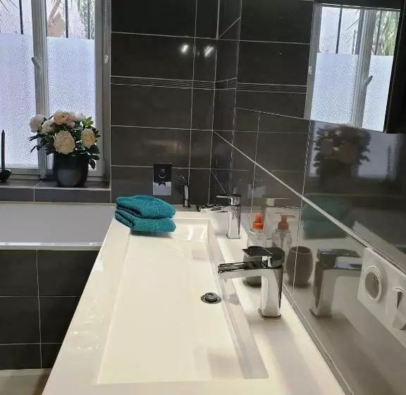 Aamiaismajoitus (B&B) Villa Mia