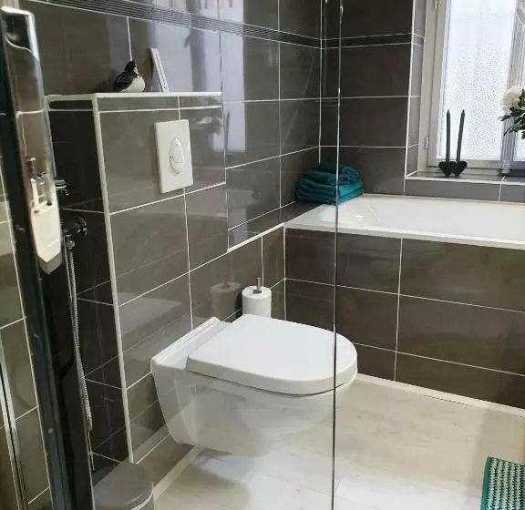 Aamiaismajoitus (B&B) Villa Mia