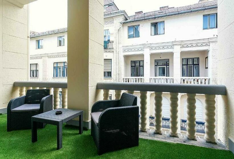 Catalog Boutique Rooms