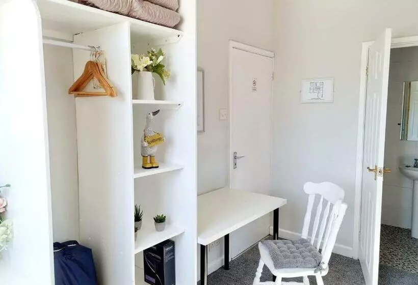 Hotelli Wheatsheaf Inn