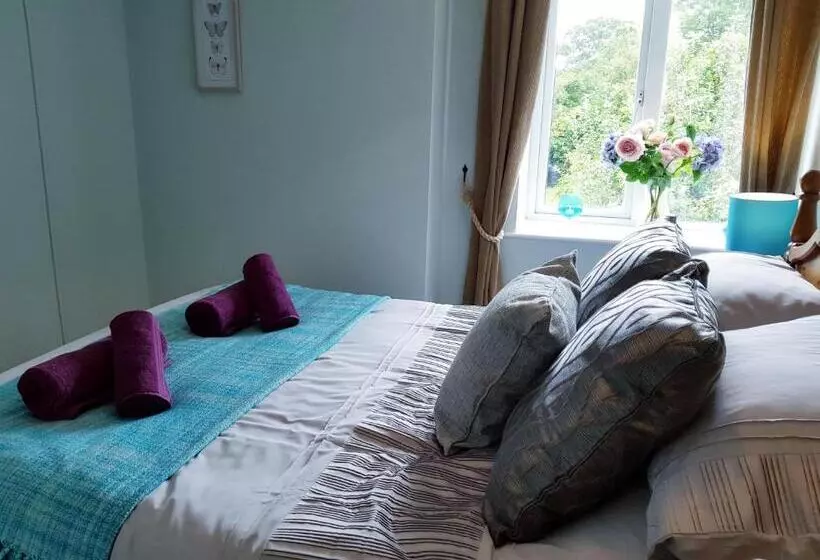 Hotelli Wheatsheaf Inn