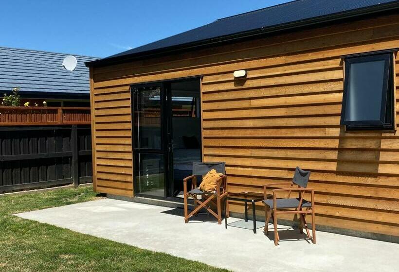 Pensão Central Retreat And Self Contained With Free Wifi