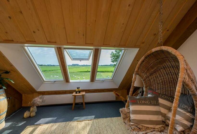 膳宿费 De Notenboom