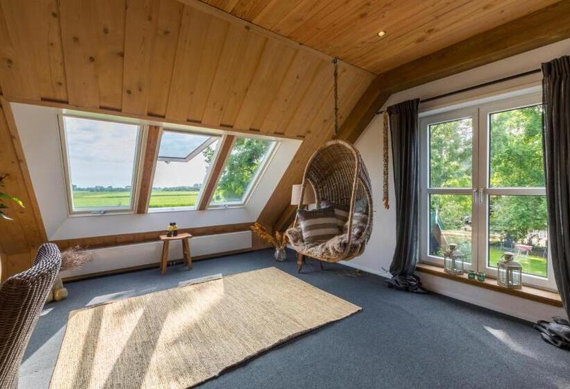 膳宿费 De Notenboom