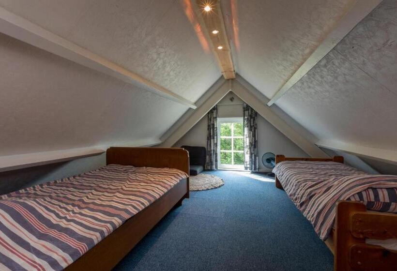 膳宿费 De Notenboom