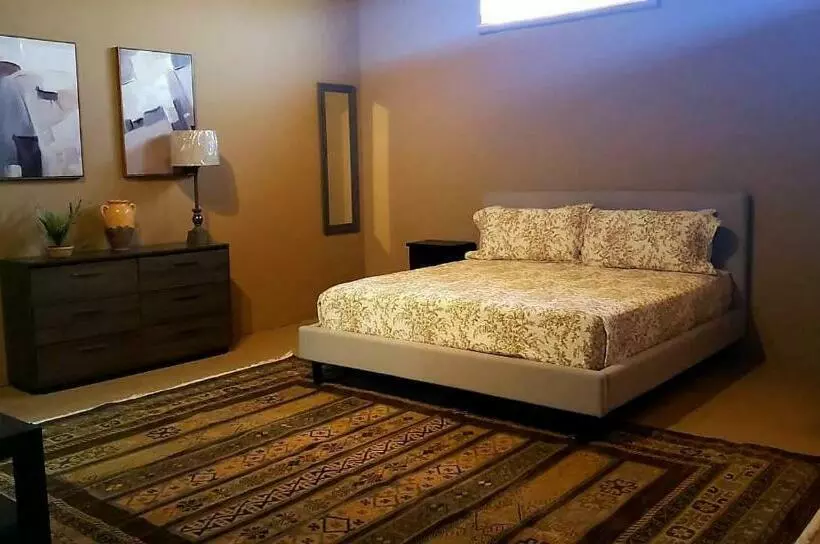ペンション Sleeps 16 People Goliath Super Apartment 2 Minutes From Sandy Beach