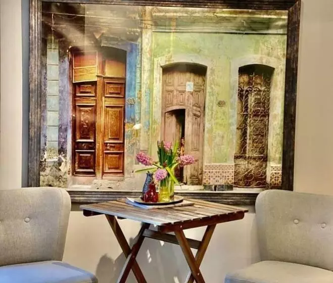 Majatalo Studio Pipper