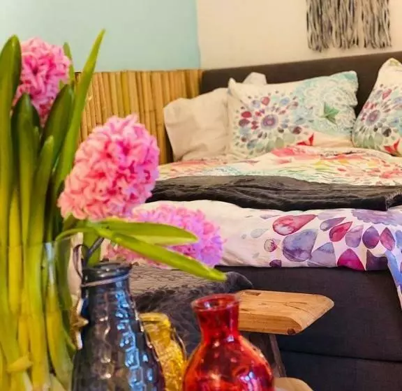 Majatalo Studio Pipper