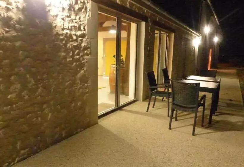 Aamiaismajoitus (B&B) L Alambic De L Estuaire