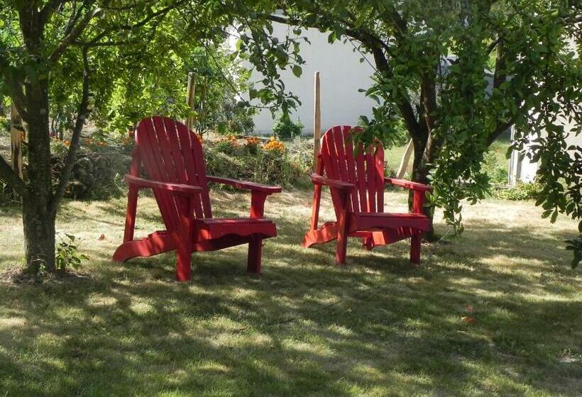 مبيت وإفطار Les Patis