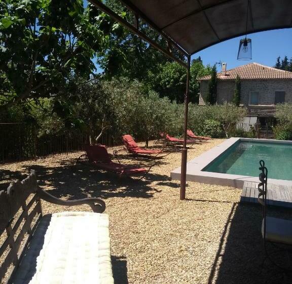 Bed and Breakfast Mas De Camejean