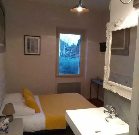 Aamiaismajoitus (B&B) Mas De Camejean