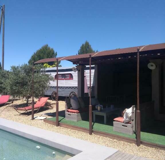 Bed and Breakfast Mas De Camejean