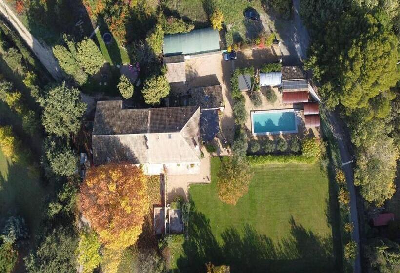 Bed and Breakfast Mas De Camejean