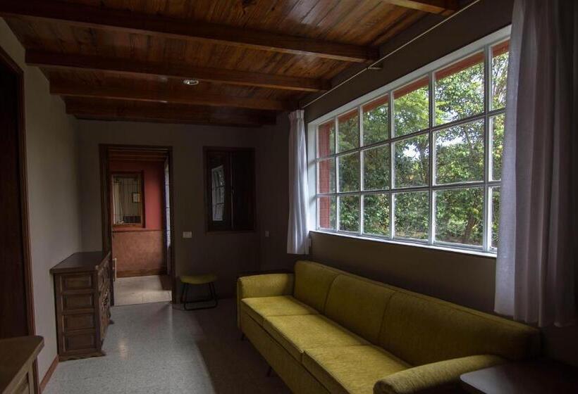 تختخواب و صبحانه Villa María