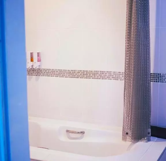 ホテル Promporn Boutique