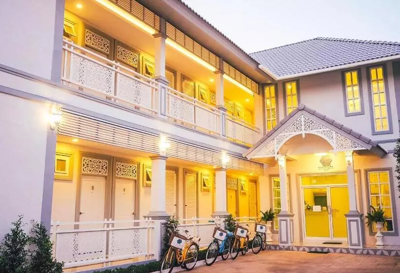 ホテル Promporn Boutique