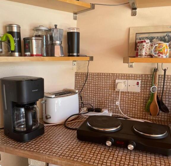 پانسیون Avli The Courtyard