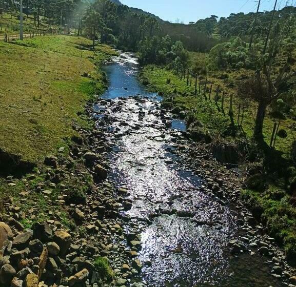 پانسیون Cabanas Fazenda Da Raia