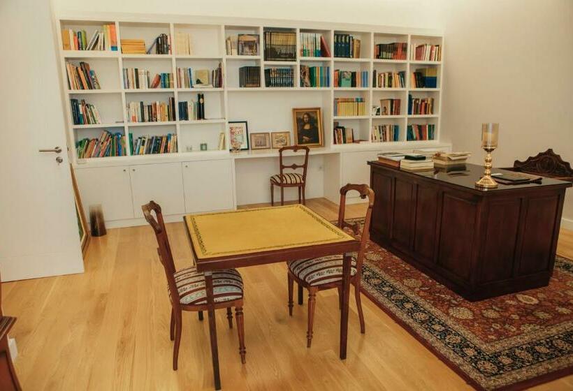 بنسيون Casa Victória