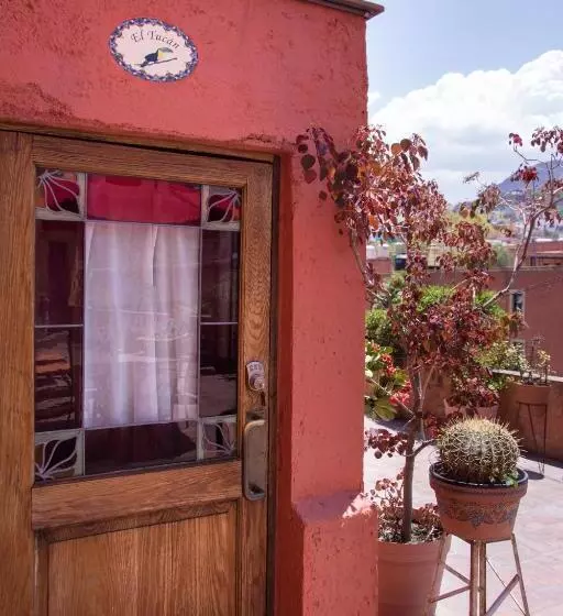 پانسیون Lofts Las Cuatro Puertas