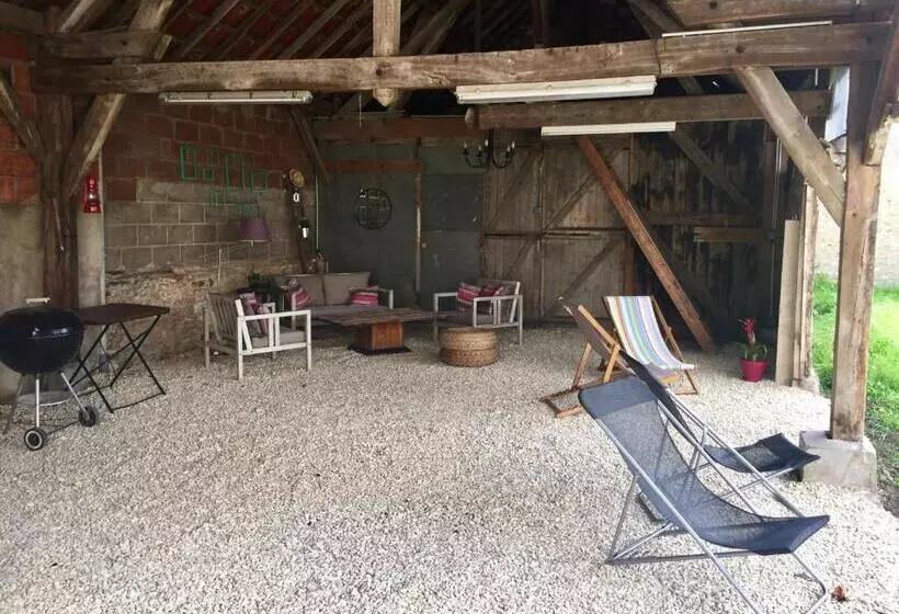 پانسیون Maison D’en Face
