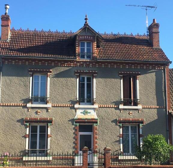 بنسيون Maison D’en Face