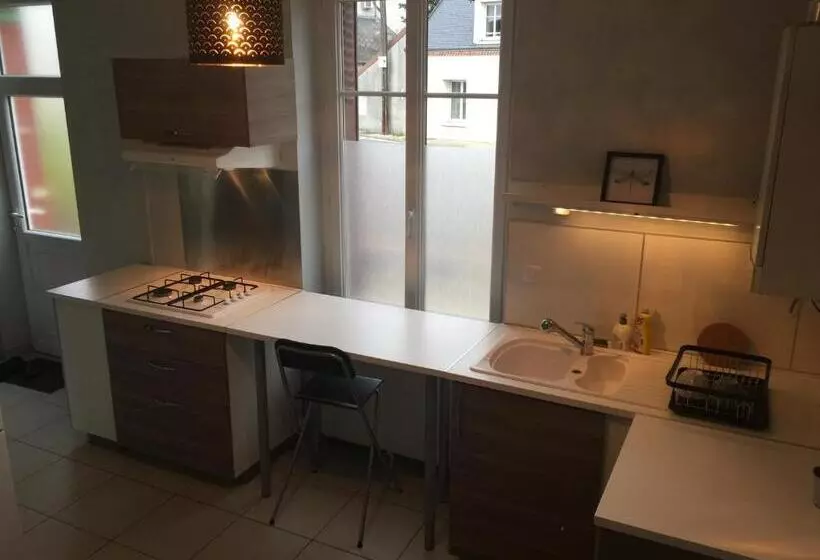 پانسیون Maison D’en Face