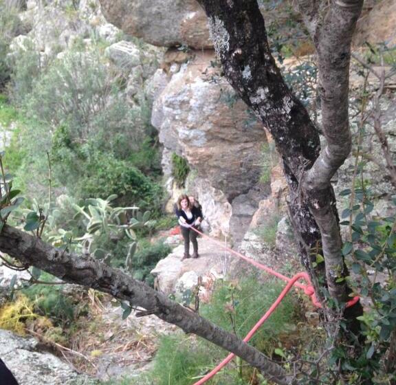 مبيت وإفطار Is Antas