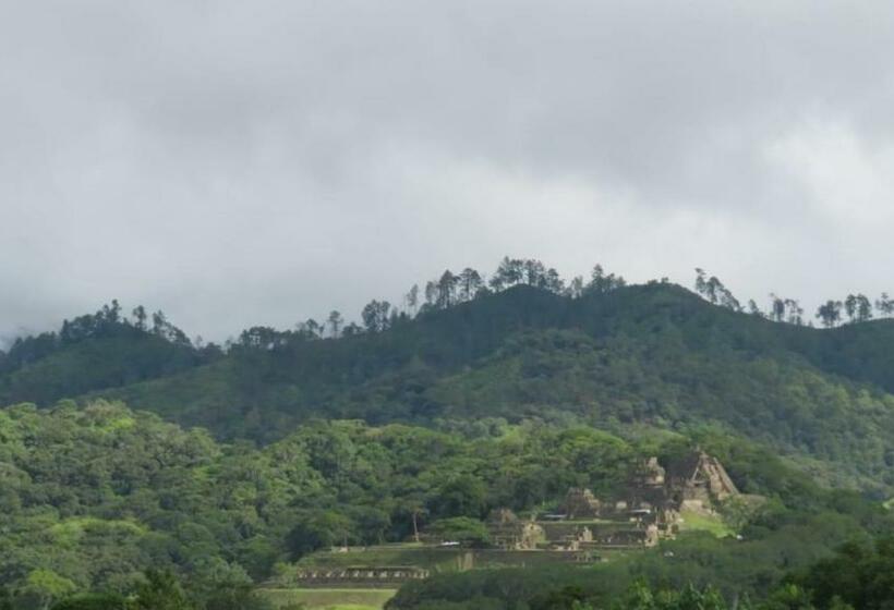 민박 Casita Tonina