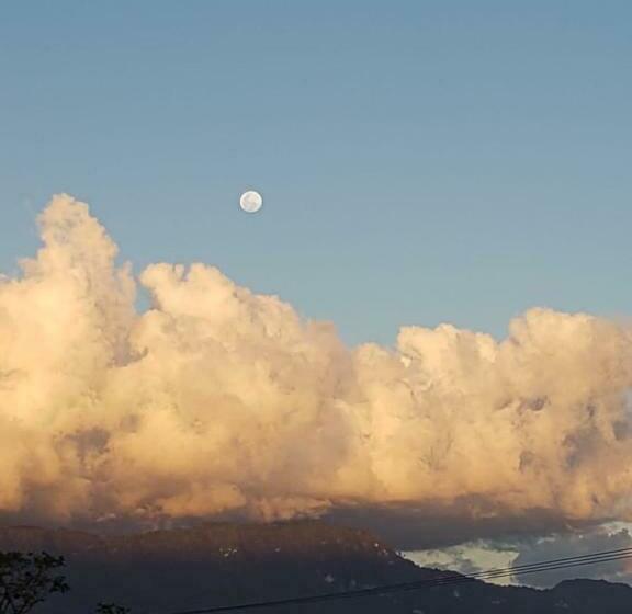 민박 Casita Tonina