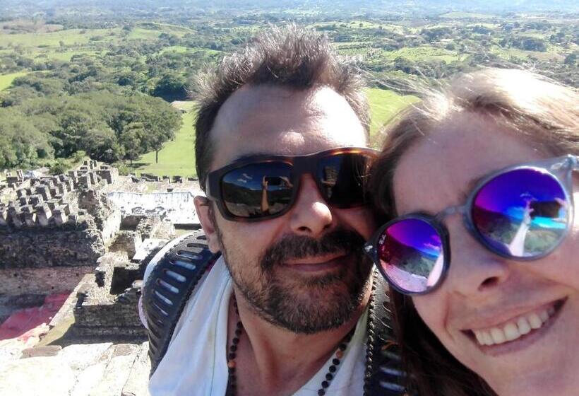 민박 Casita Tonina