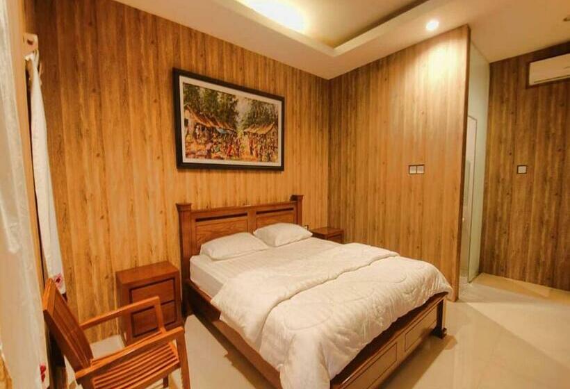 فندق Omah Joglo Semarang