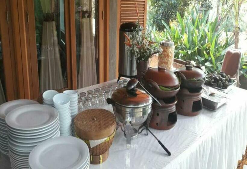 فندق Omah Joglo Semarang