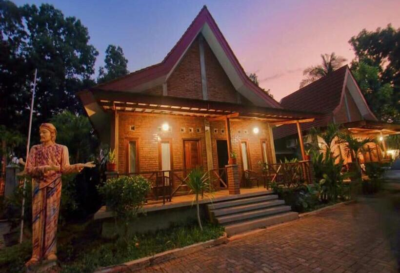 فندق Omah Joglo Semarang