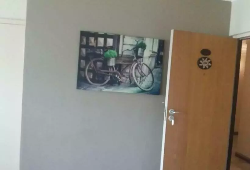 ホテル Sunset 786 Holidays 211