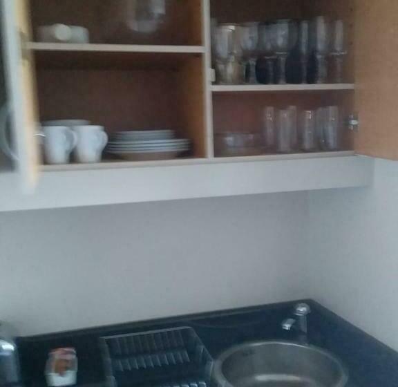 ホテル Sunset 786 Holidays 211