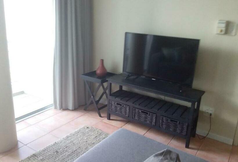 ホテル Sunset 786 Holidays 211