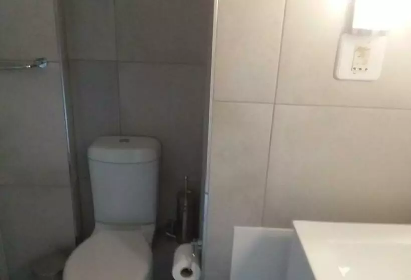 ホテル Sunset 786 Holidays 211