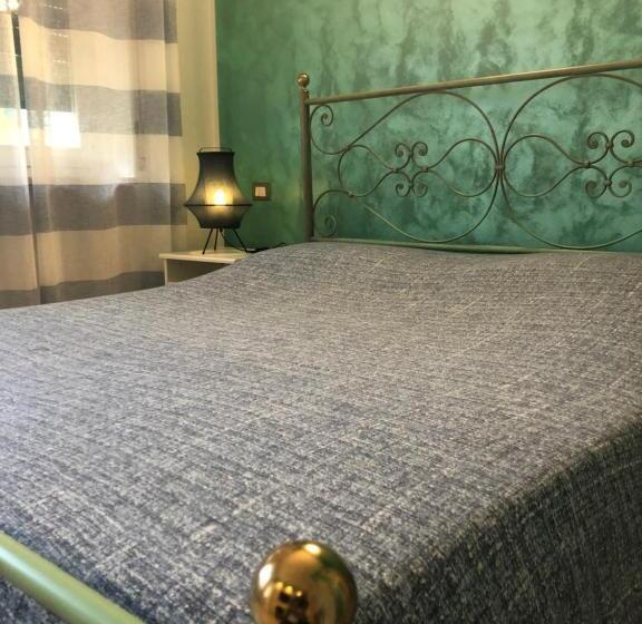 بنسيون Castello Centro Storico