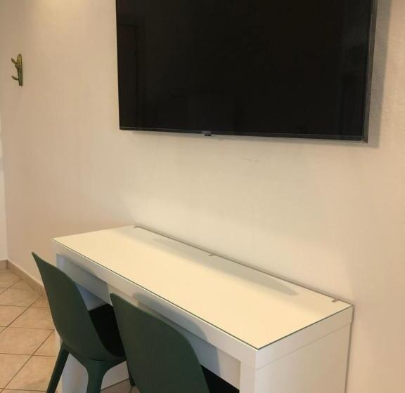 بنسيون Castello Centro Storico