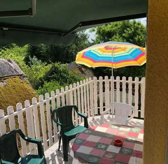 Majatalo Edit Vendégház Balatonszentgyörgy