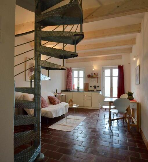 膳宿费 Ferrarotti