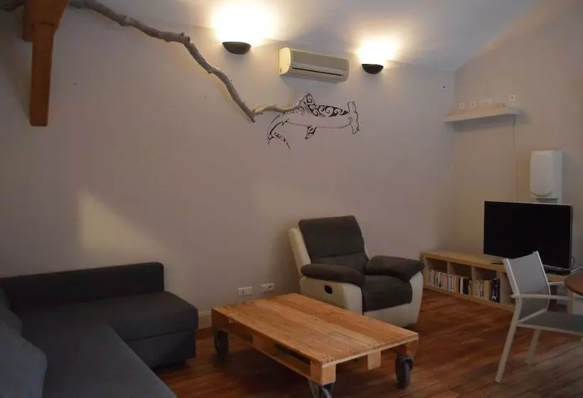 Majatalo L Inattendu