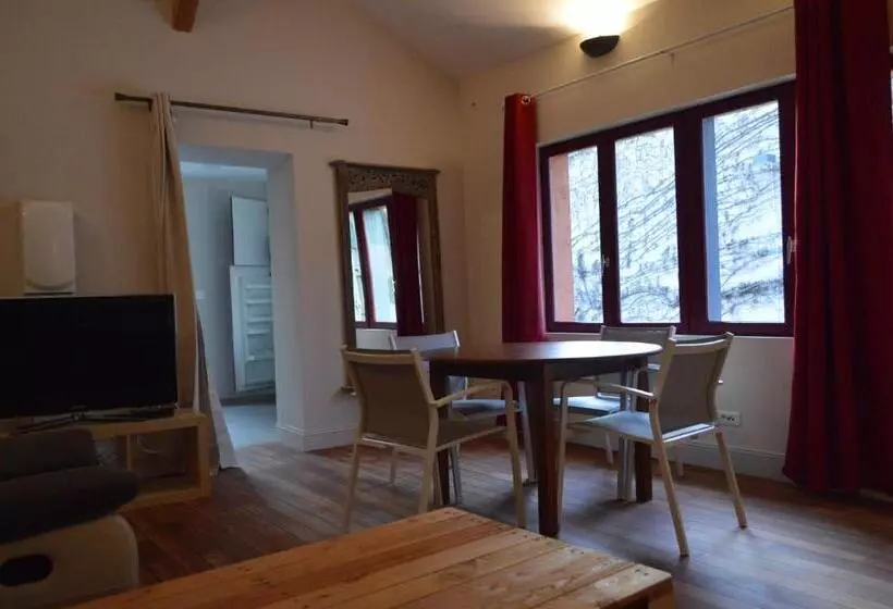 Majatalo L Inattendu