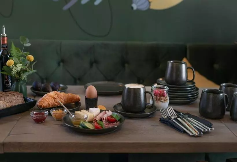 Aamiaismajoitus (B&B) Konrads Limburg   Hotel & Gästehaus