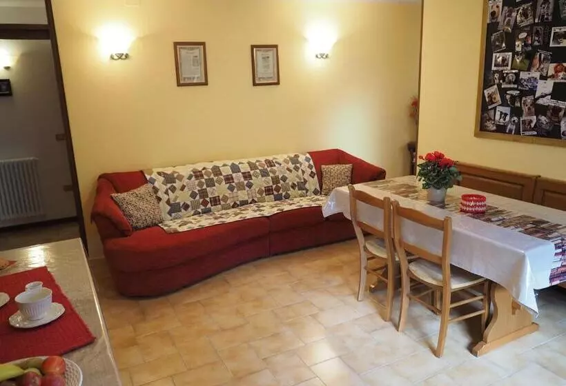 Aamiaismajoitus (B&B) Paradiso Della Bici