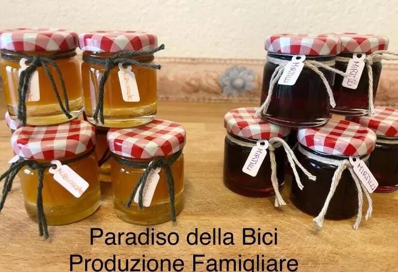 Aamiaismajoitus (B&B) Paradiso Della Bici